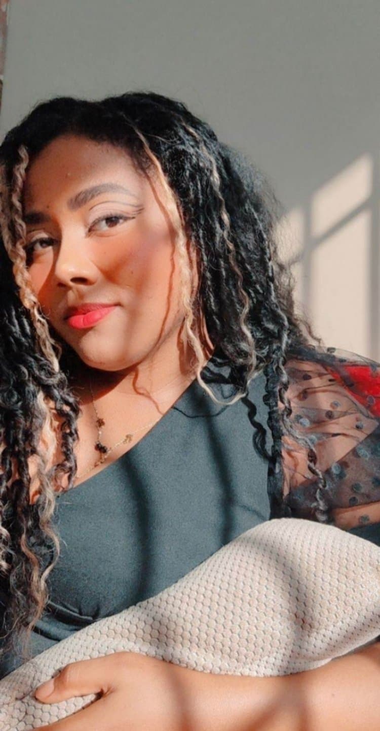 Se lo metí pelo a pelo a la hija de exjugador del Barcelona de Guayaquil