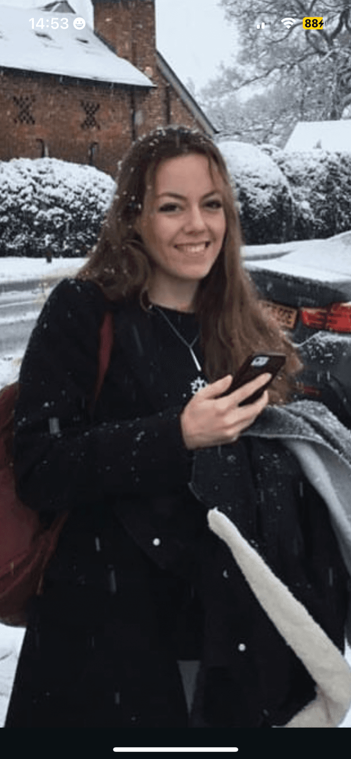 Must watch! Innocent squirting Rosie no mercy by monster bbc ! Comment if you know her. Pls repost