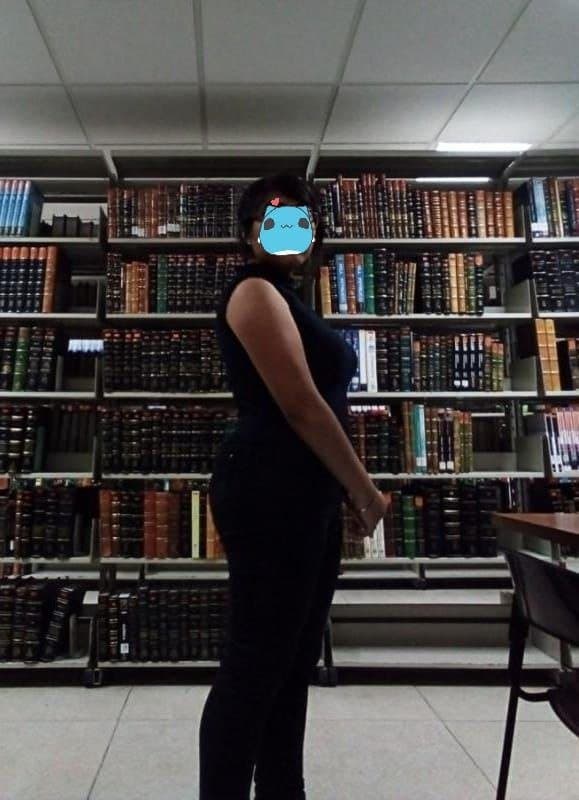 Putita de 18y con buen culo expuesta