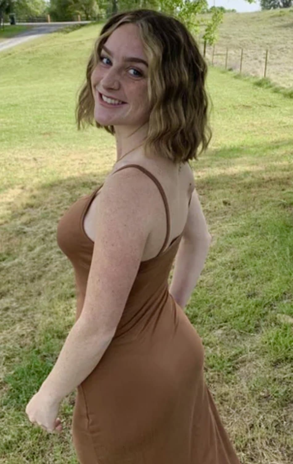 Click to view full size Nice Christian girl is built to be a ball draining slut