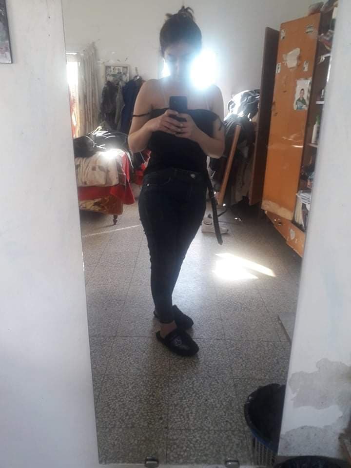 Click to view full size Arab syrian horny girl2