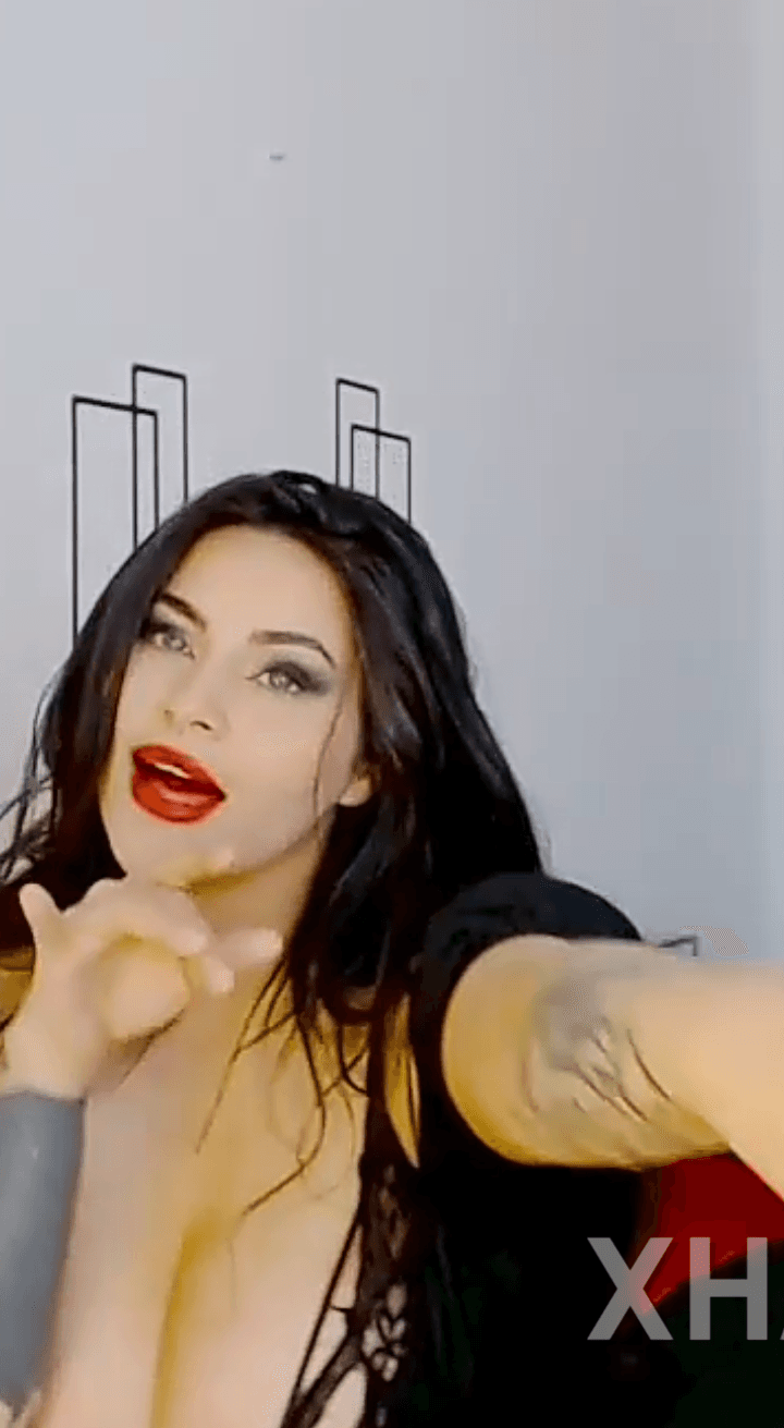 Sexy Latina metalhead teasing