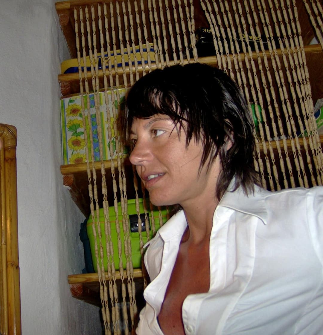 Click to view full size Elena super SlutWife from italy