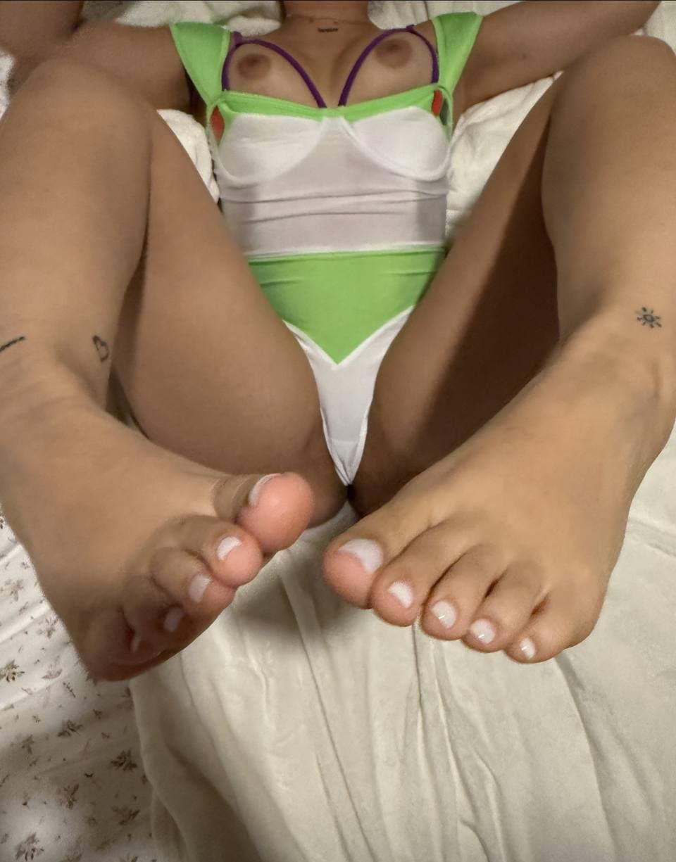 Big Booty Latina Fucking in a Buzz Lightyear Costume