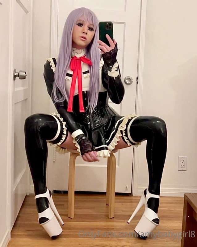 Amy Baby Girl Sissy - Slideshow Pics Splitscreen Video