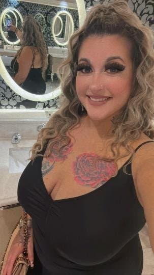 29 year old tattoo bfw Mariah Escort that I f yesterday good head head and doggy throat big p