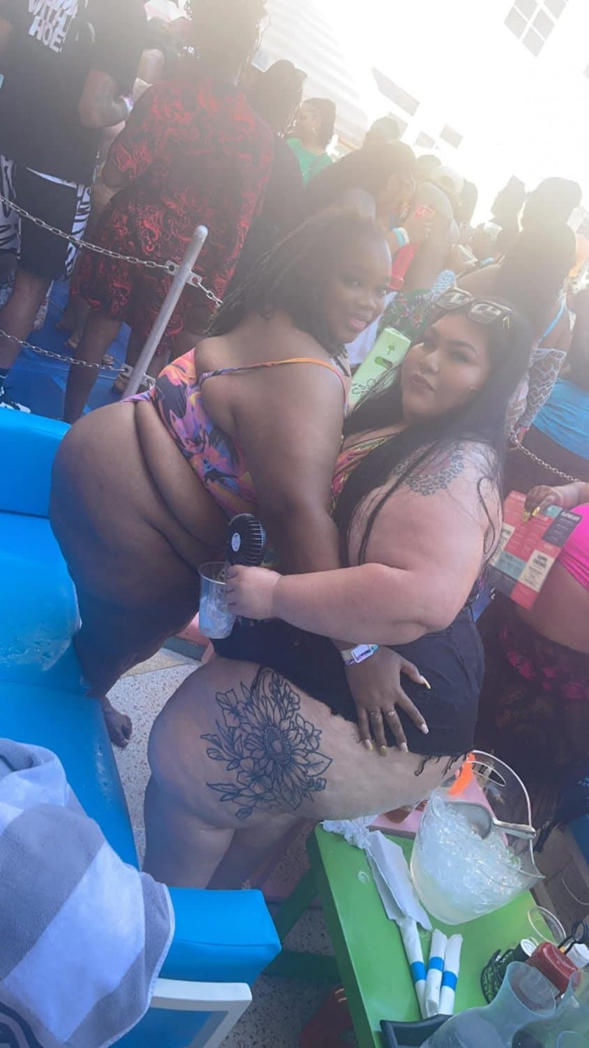 MASSIVE HUGE THICK BIG OLE BOOTY ASS SSBBW LATINA