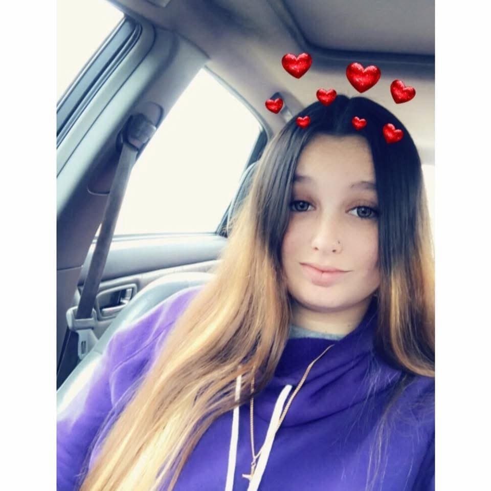 She invited me to her apartment every day so she could smoke meth a my big white cock in her pussy