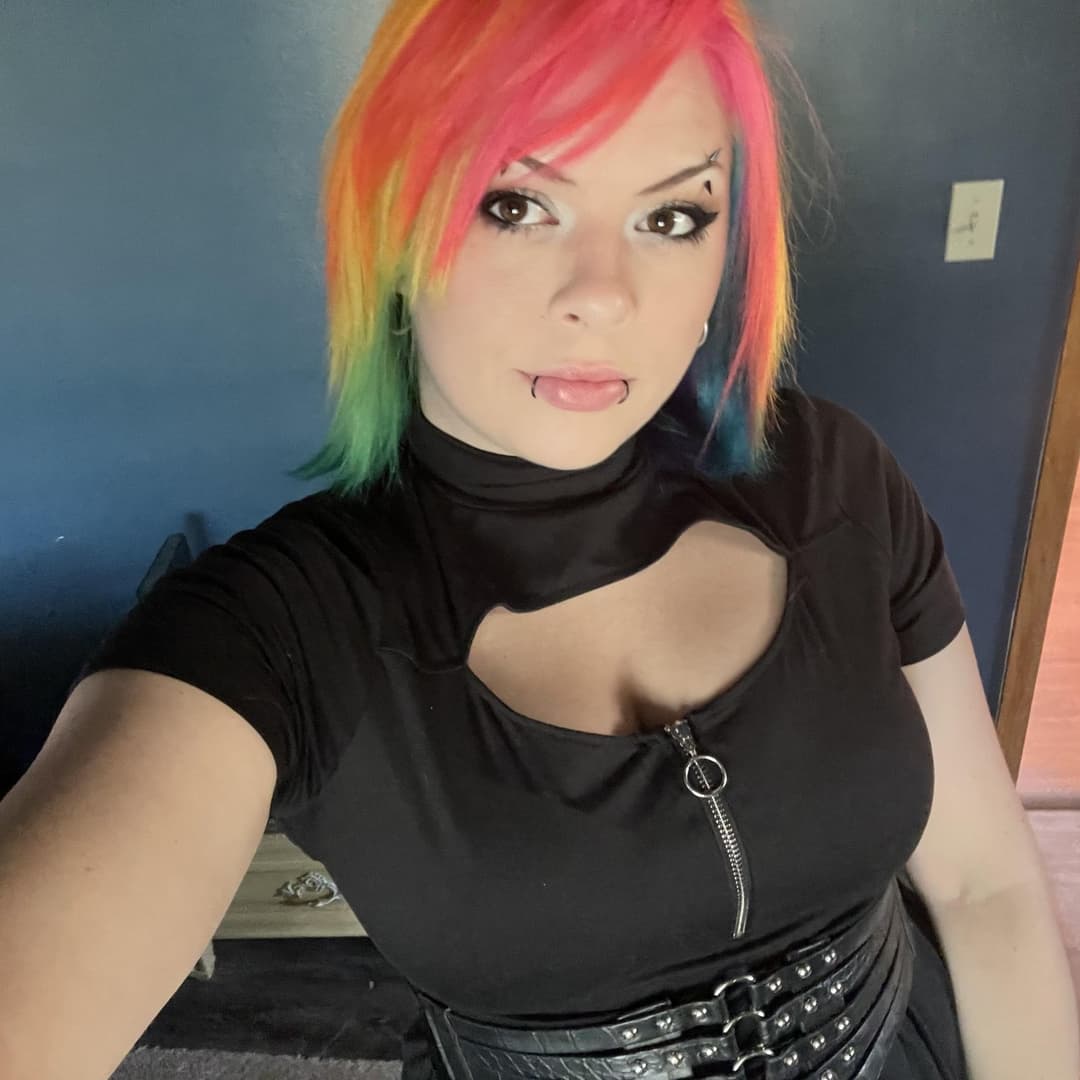 J3NNY The Slutty Bikini Barista