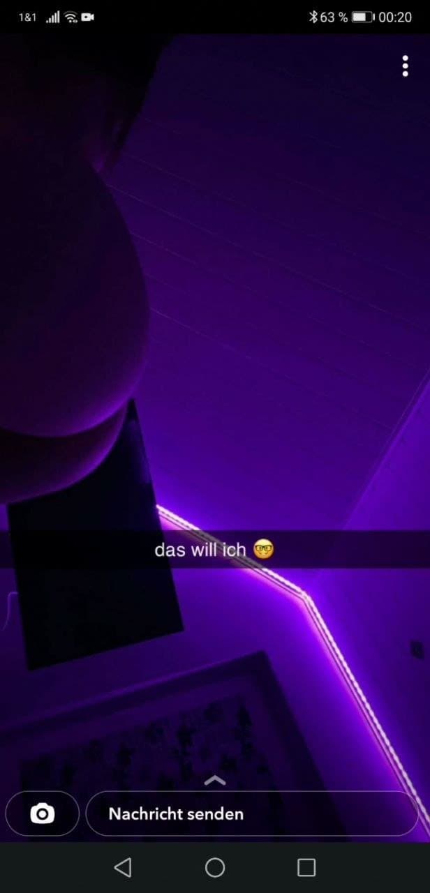 Click to view full size New slut submission! Emily Berger