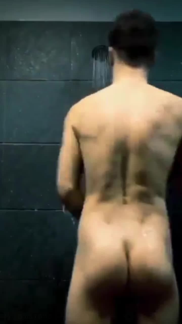 dumb jock shower spy cam @jakub_emski93 on instagram