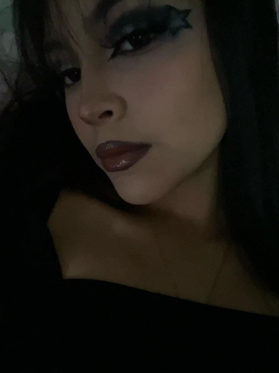 Barely legal goth slut : Alyssa Ross