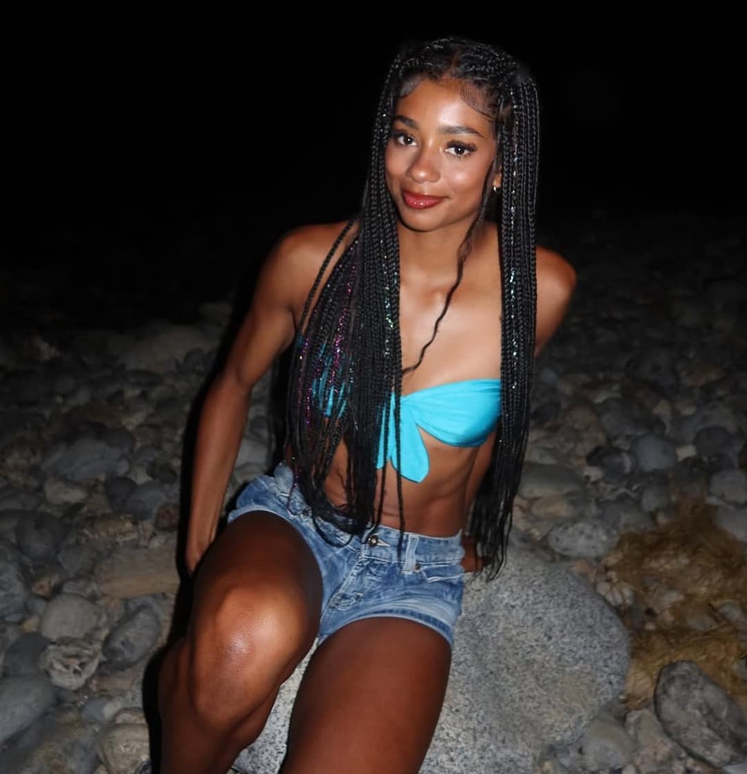 College Ebony Athlete Kayla(Bikini)(Uniform)