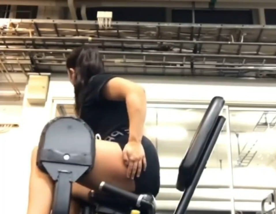 Thick asian working out that fat ass