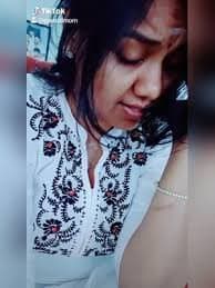 Indian Milf Slut Slim (Old Pics) vs Chubby (New Pics) Kiruthika Aunty Big Boobs Masturbating