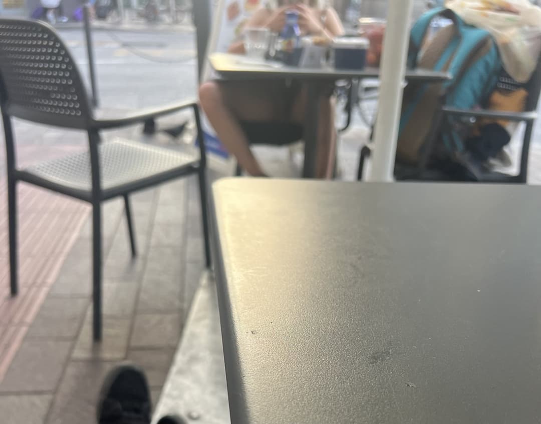 Click to view full size Upskirt, Padova