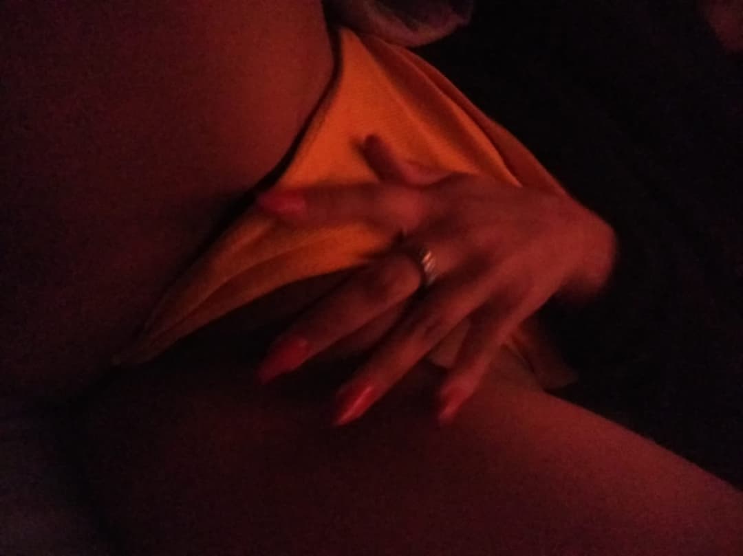 Mama luchona me manda su pack | Single mom sends me her pack