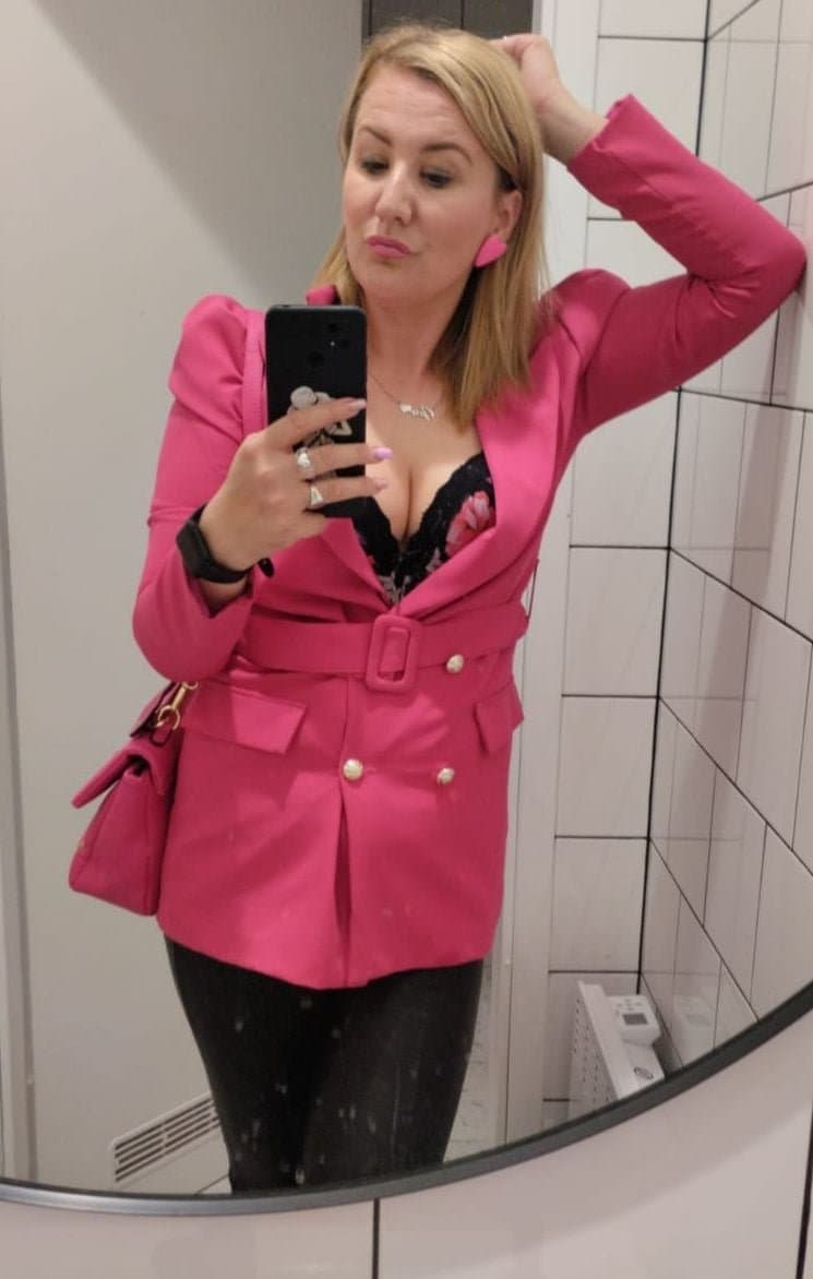 Shy kinky slut loves getting it !!