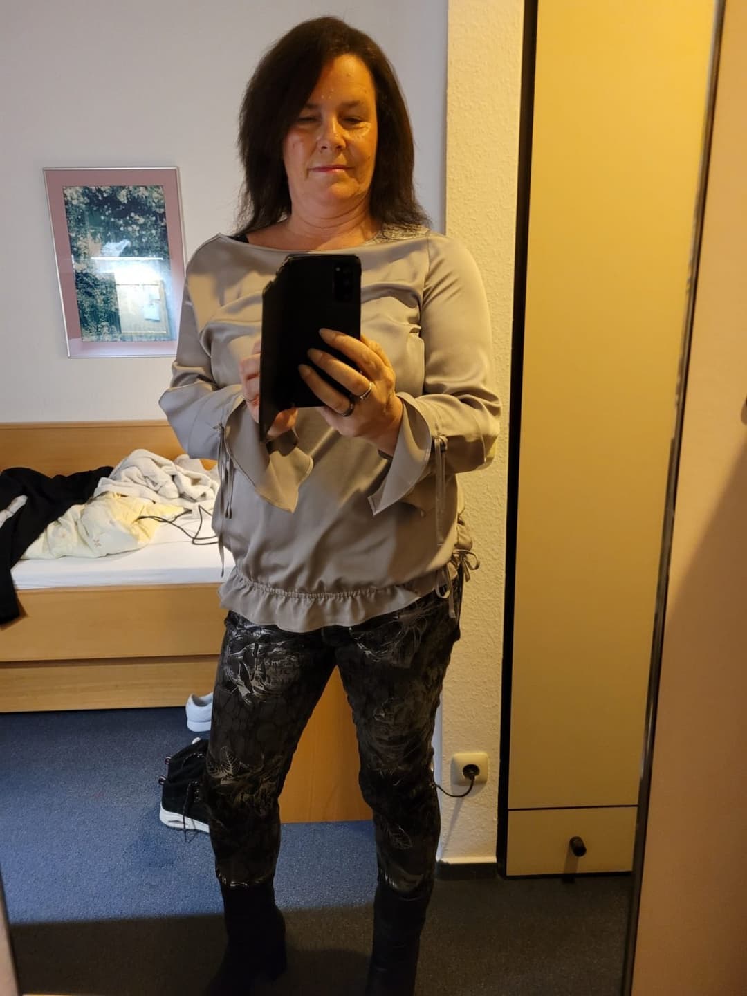 60yo German Granny webslut