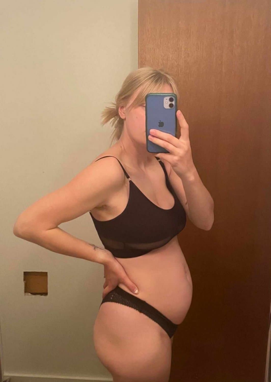 Brooklyn Ann Ellis, 27 from Alberta wants to be famous l kik welderman1420