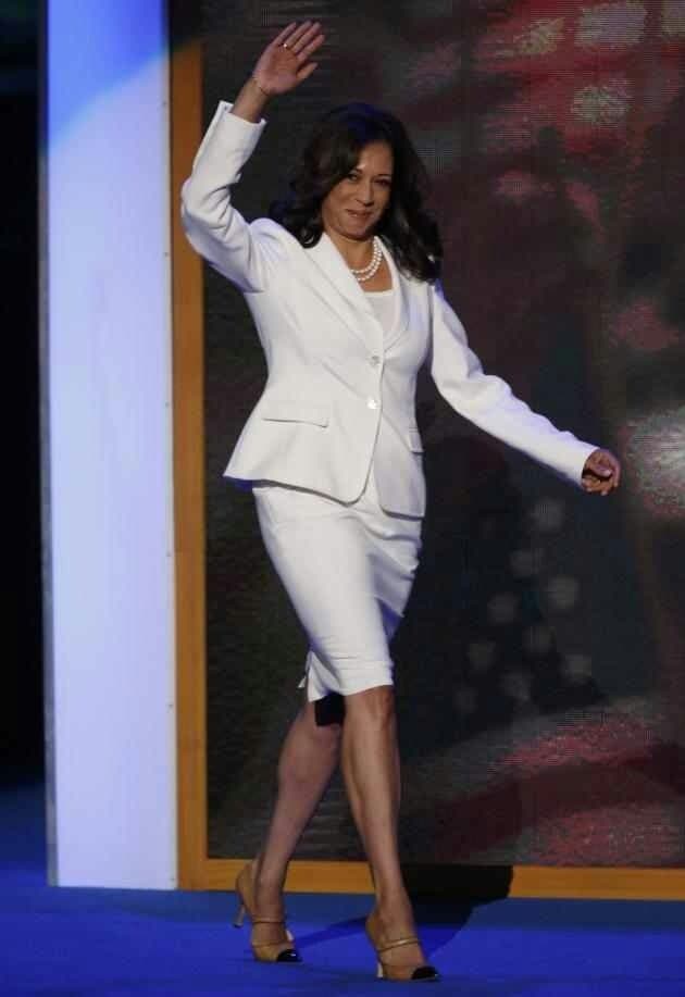 Click to view full size Another imperialist war mongering gangster. She would have been a great 90s pornstar.