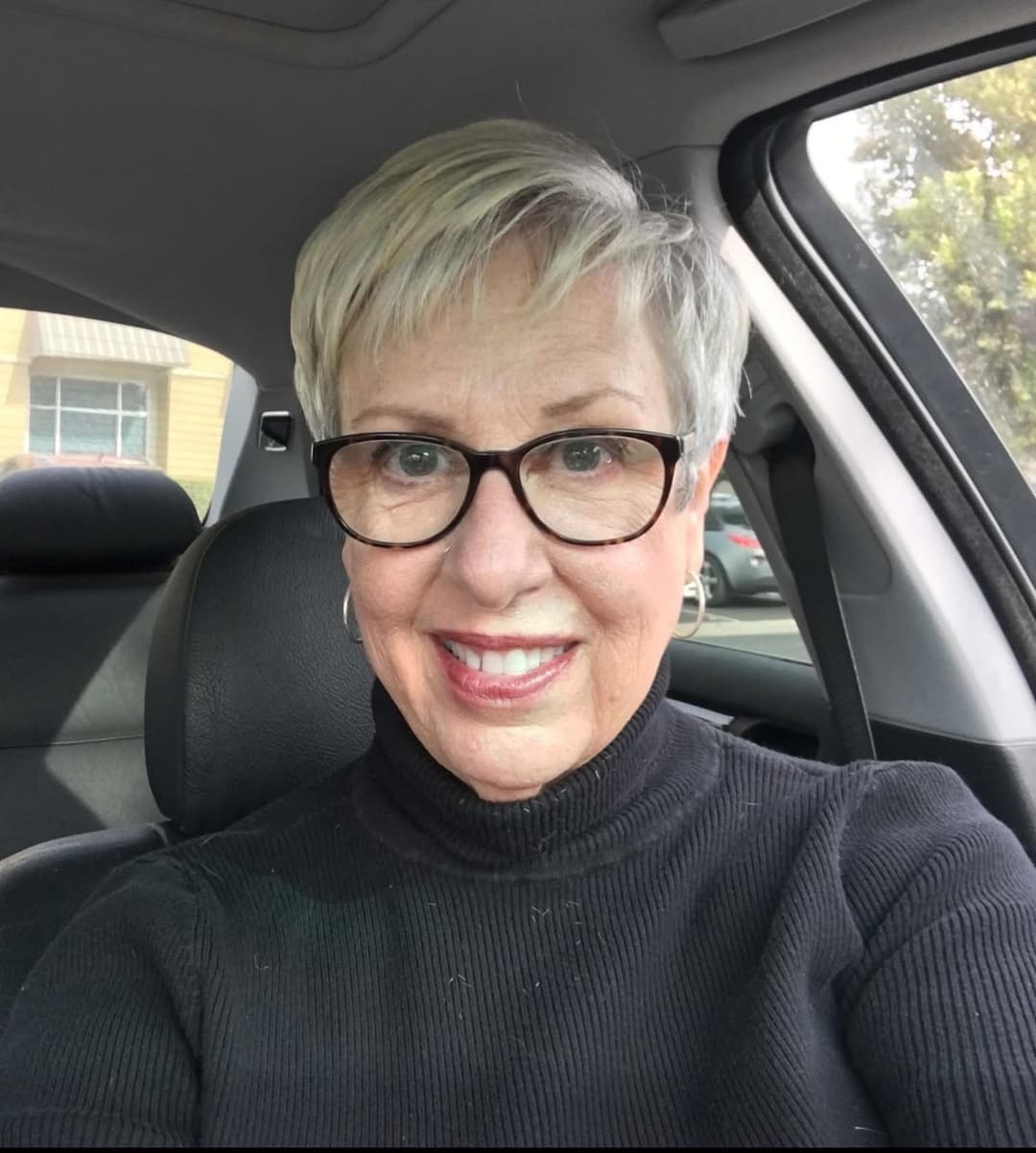 Would you fuck this granny? She loves Latino men too. She used to be crazy thick.Comment for more