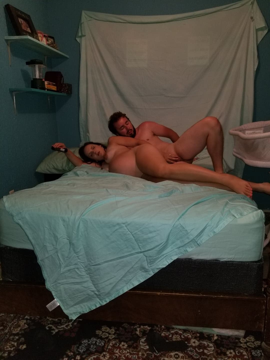 Click to view full size pregnant milf wife Jessica fucks lover