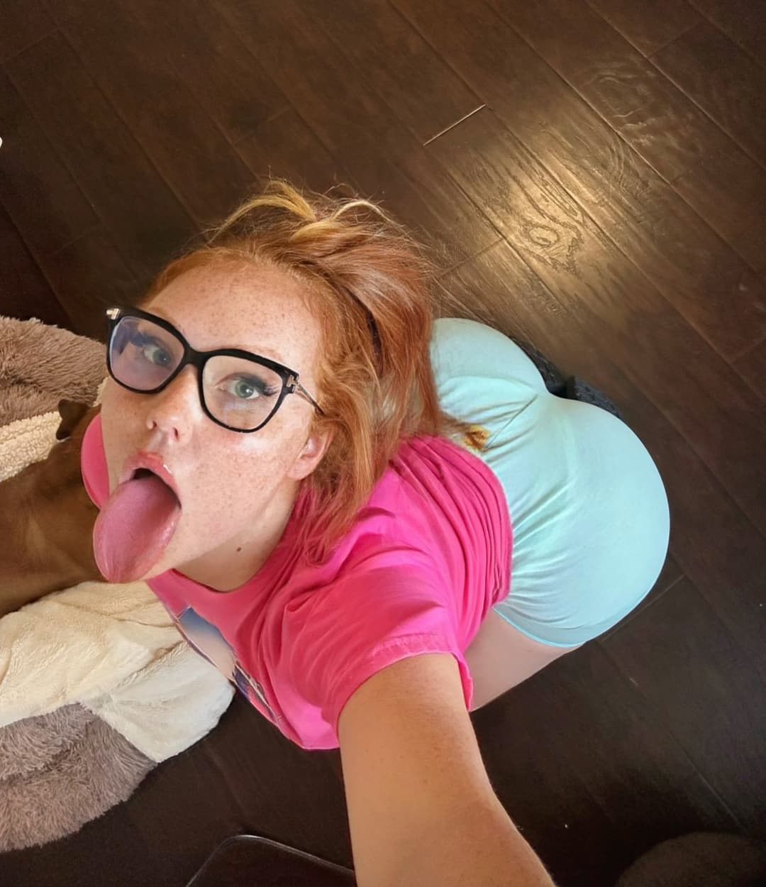 Premium Redhead slut