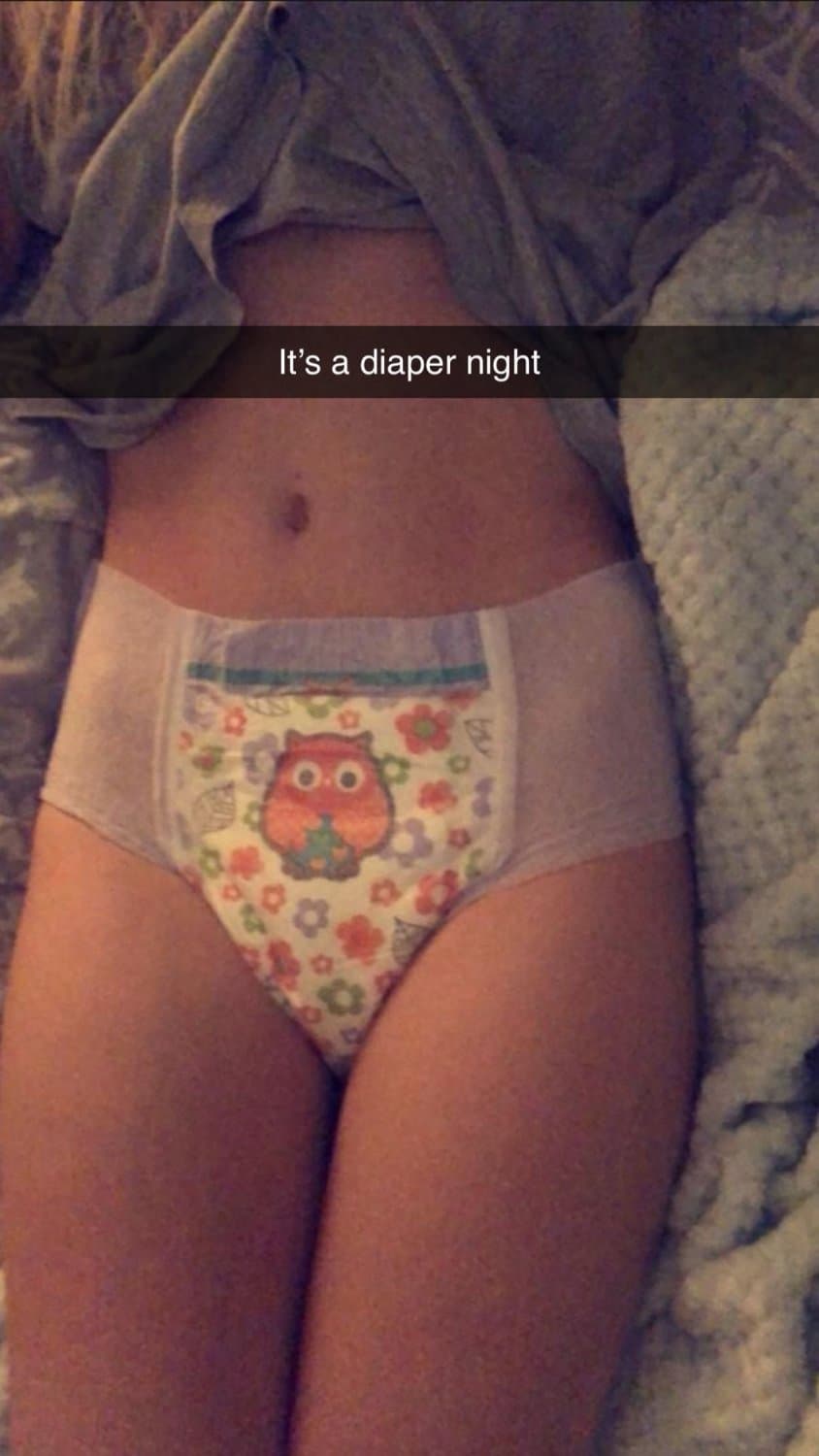 Click to view full size Blonde smoke show secretly wears diapers!