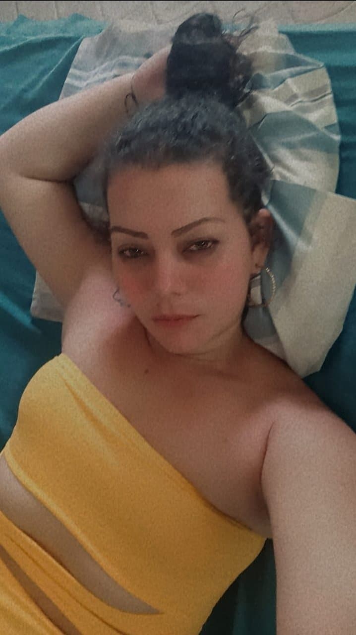 Click to view full size Esta puta me vende contenido exclusivo?maría