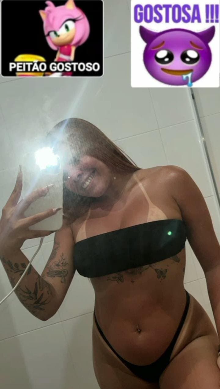 BUNDÃO E PEITÃO GOSTOSO DEMAIS  PEITUDA GOSTOSA DO BUNDÃO