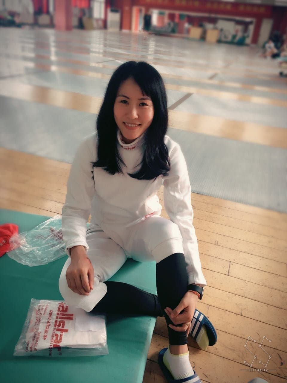 Chinese slut fucked by white man. She love big hard white dick. Asian blowjob queen.