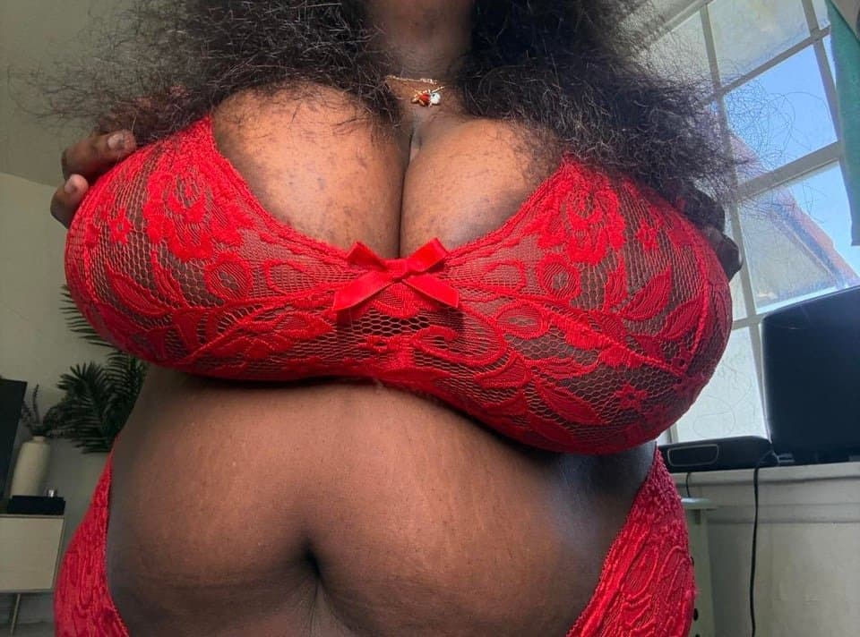 Big Darkskin Areola BBW
