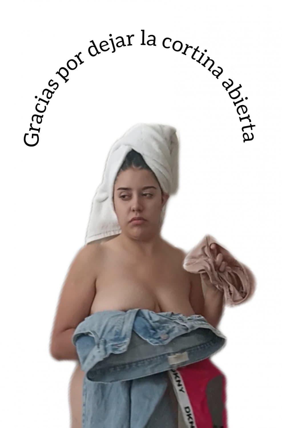 Putita tetona cambiándose espiada , spying on a big titted slut changing clothes