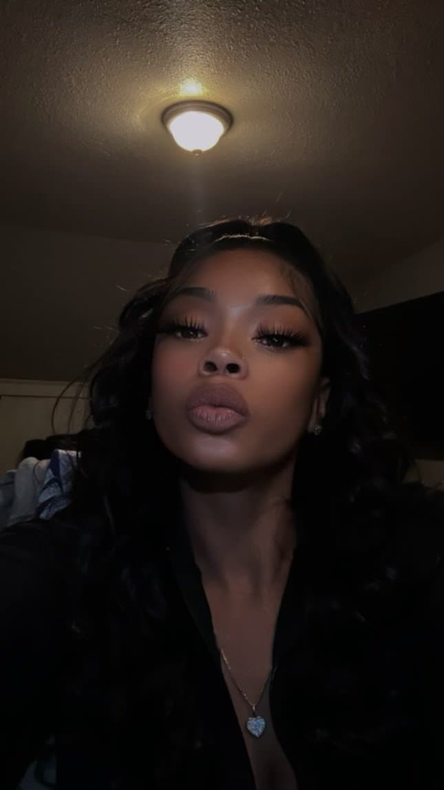 Click to view full size Hood Trophy Bino BM the one with Herpes #Brianna LA