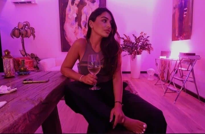 Sexy glamour feet pedicure woman