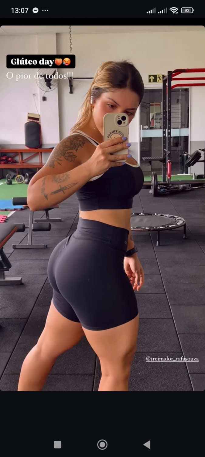 Gostosa sarada de canoas