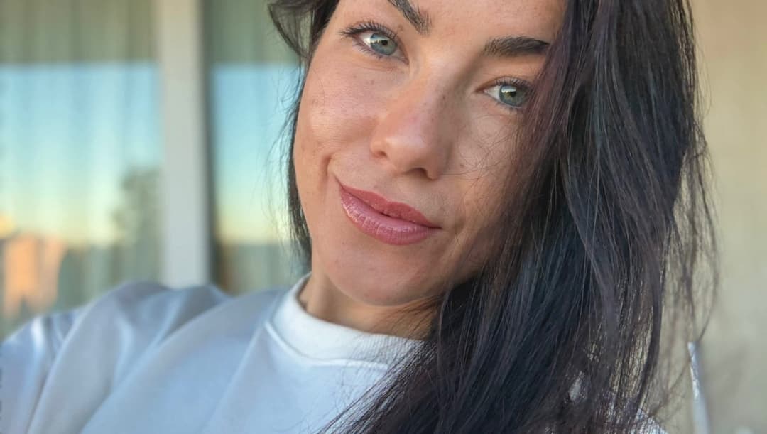 This gymgirl wants you to use her to fulfill your fantasies