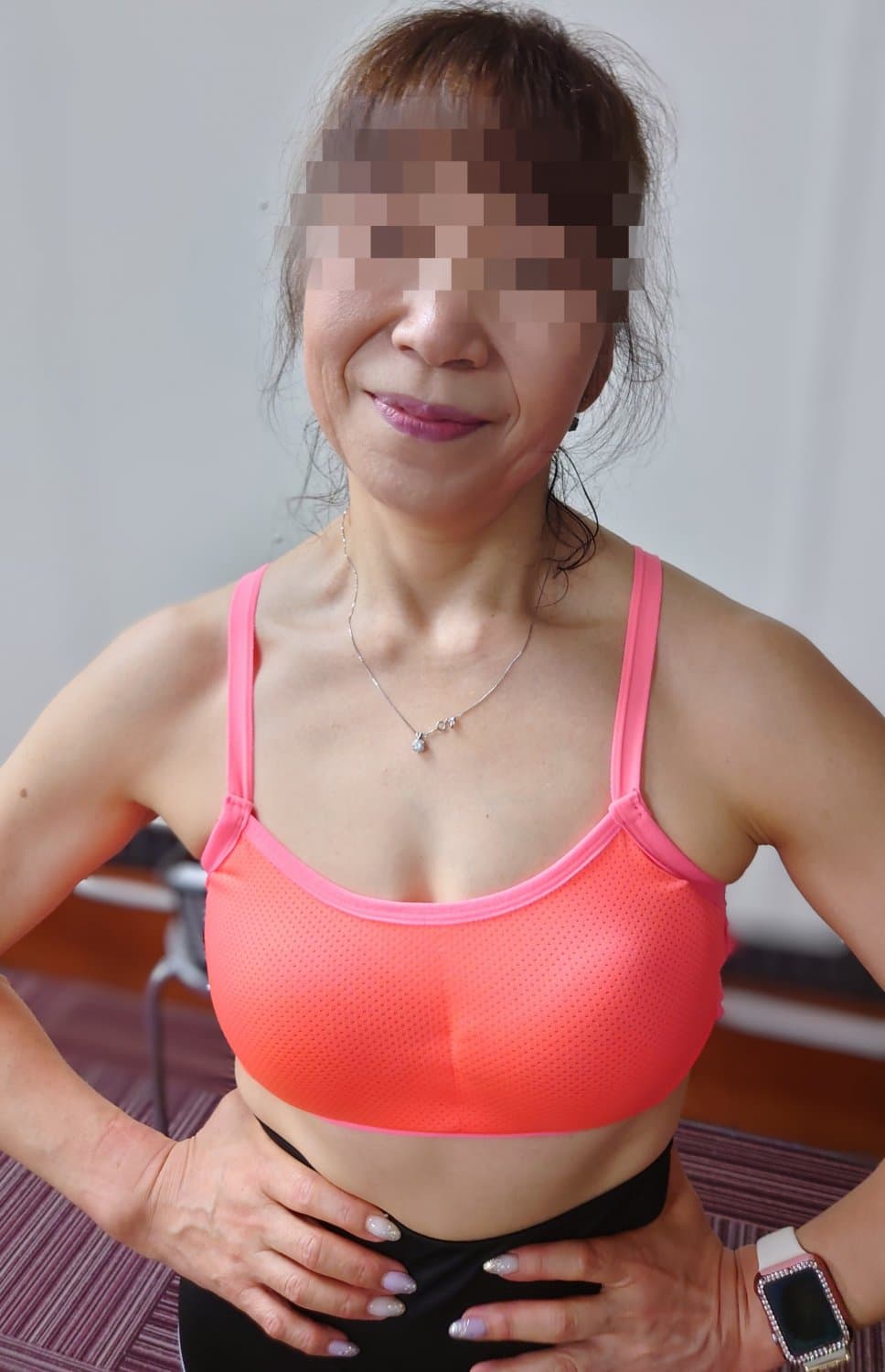 Japanese　mature woman