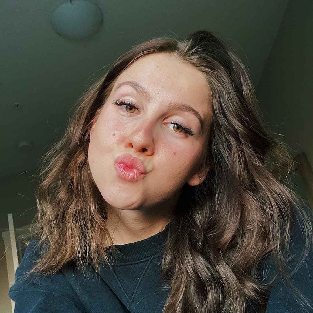 Click to view full size is my wife Roxy a milf? Kik SyMcGx tell me your thoughts