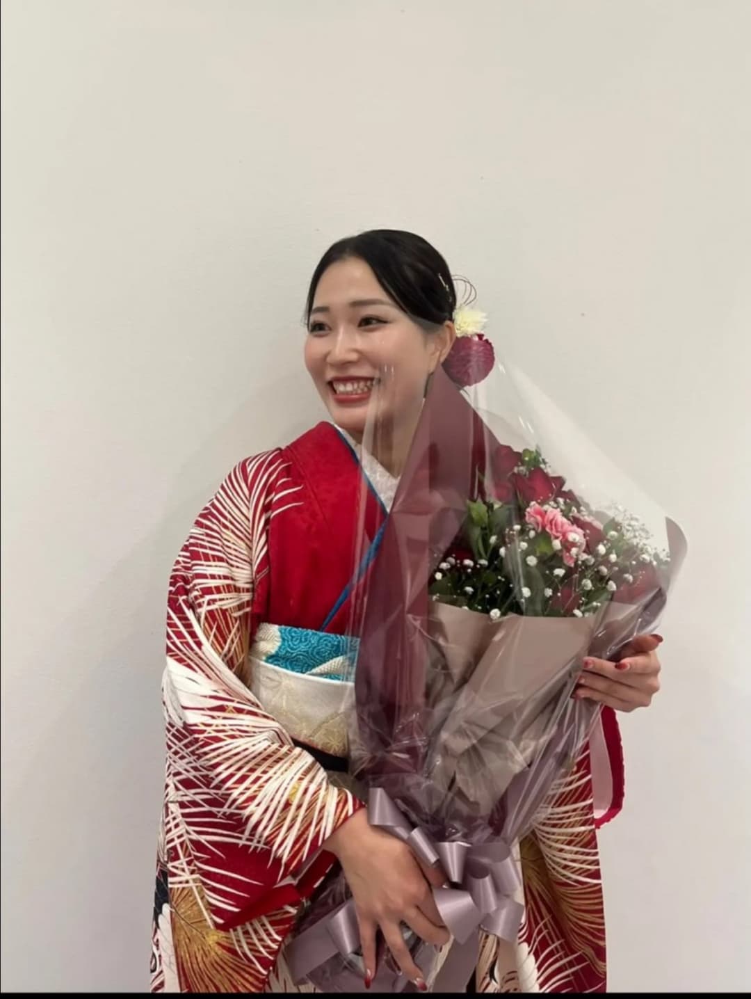 Crazy Japanese Girl shows Feet in India loves Indian Men