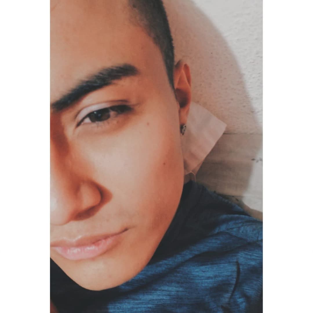 Culon de cdmx tiene novia y da las nalgas a escondidas