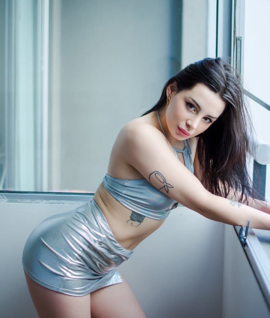 Click to view full size AlmendraGala