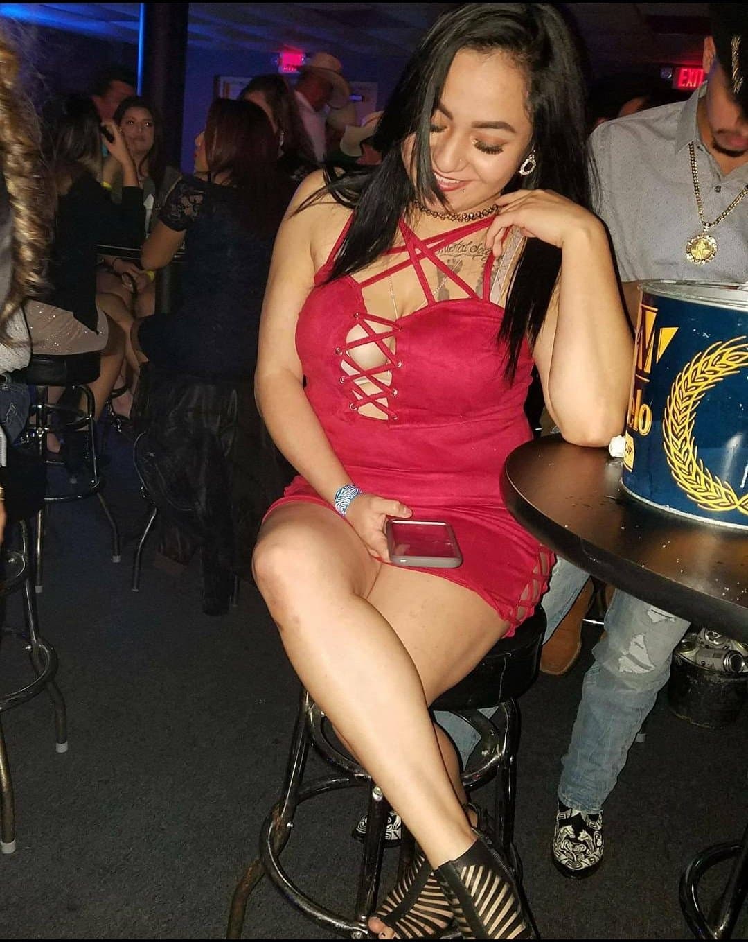 My friends wife I want to fuck her