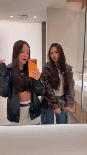 Novinhas morenas ,dancinhas fofas...tao gostosas !!!