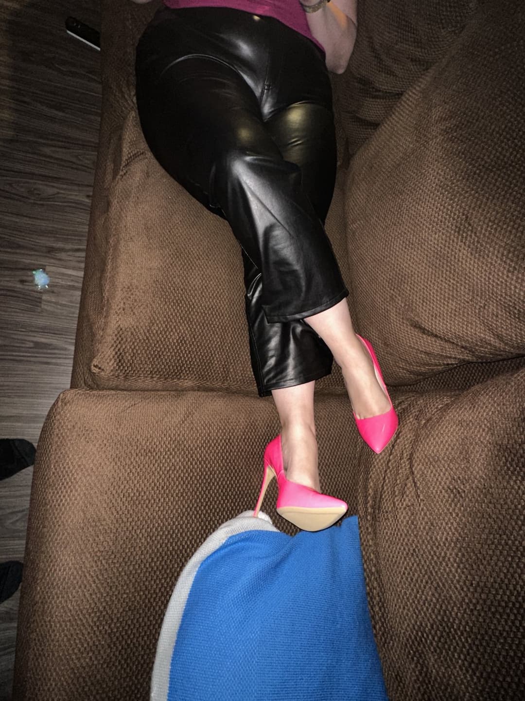 Cheating MAGA lover. She needs comments likes and sharing. CA PAWG! Comments? Thoughts?