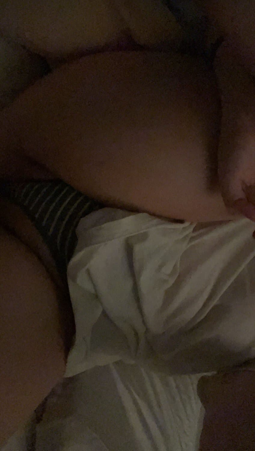 nerdy chubby glasses girl