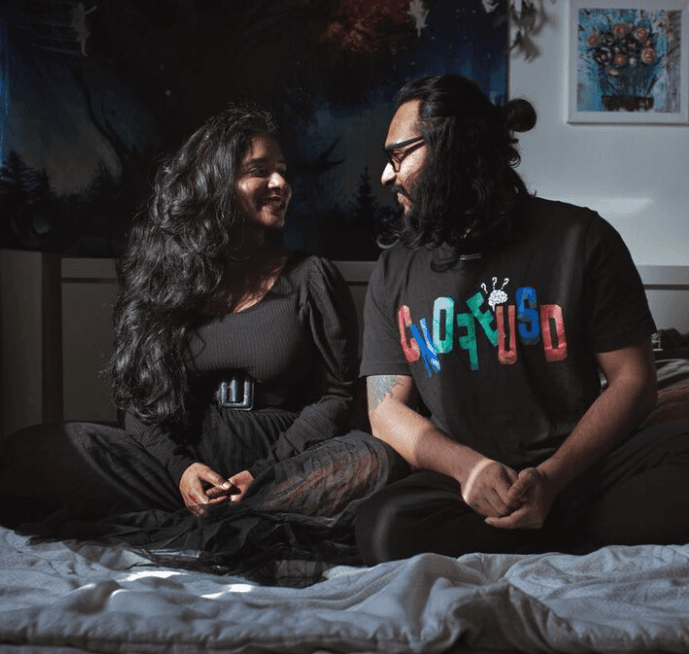 Desi Horny Naughty Couple Sexy Outdoor Full Nude Show Sexy Pics Collection