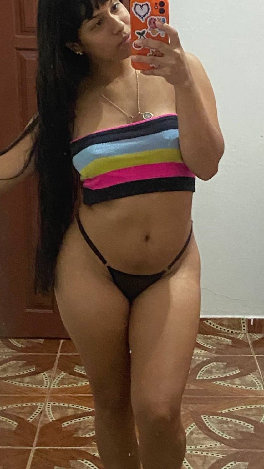 MORENA CULONA! MUY PUTA???