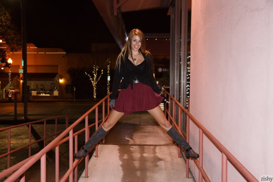 Gracie Thibble Holiday Feels Pt 1